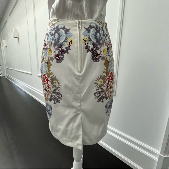 Renuar White Floral Skirt Size 38 (4-6) - Picture 4 of 9